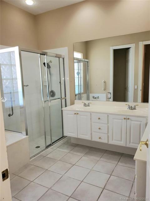 165 Honeysuckle Dr, Jupiter, FL 33458 photo 11