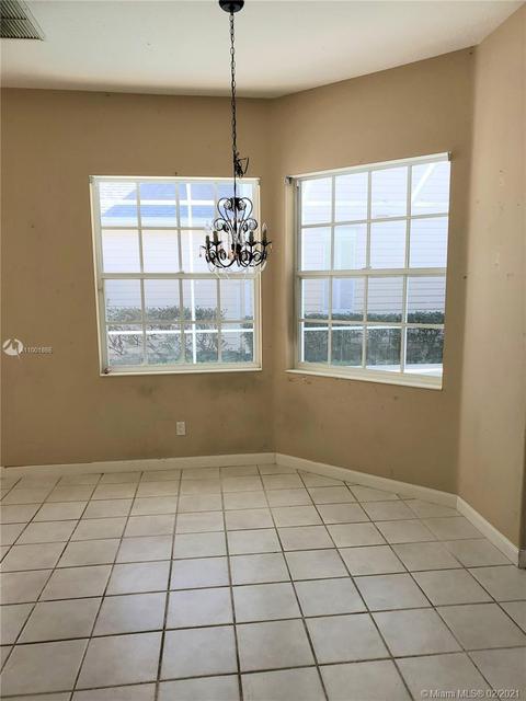 165 Honeysuckle Dr, Jupiter, FL 33458 photo 8