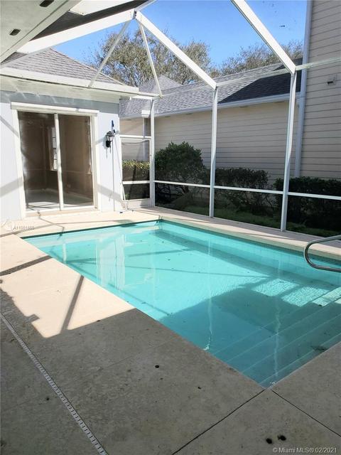 165 Honeysuckle Dr, Jupiter, FL 33458 photo 3