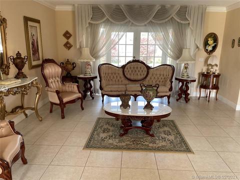 6960 Bottlebrush Dr, Miami Lakes, FL 33014 photo 6