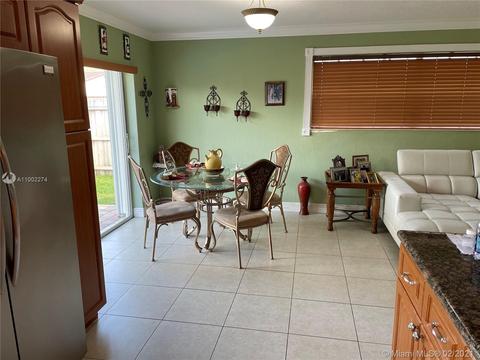 6960 Bottlebrush Dr, Miami Lakes, FL 33014 photo 13