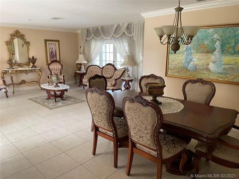 6960 Bottlebrush Dr, Miami Lakes, FL 33014 photo 9