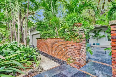 151 Edgewater Dr, Coral Gables, FL 33133 photo 1