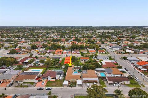 275 E 40th St, Hialeah, FL 33013 photo 2