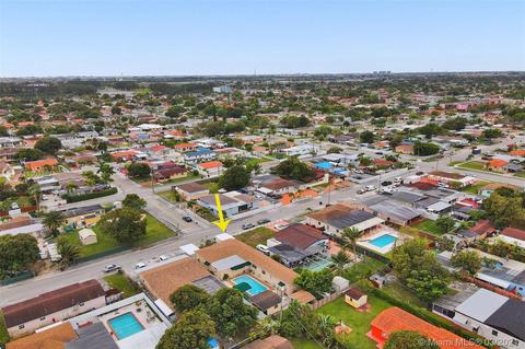 275 E 40th St, Hialeah, FL 33013 photo 6