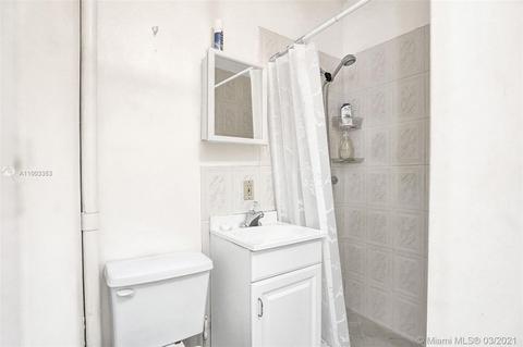 275 E 40th St, Hialeah, FL 33013 photo 17