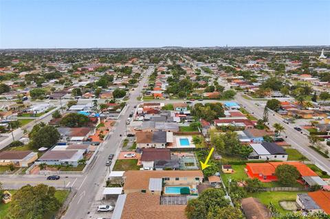 275 E 40th St, Hialeah, FL 33013 photo 5