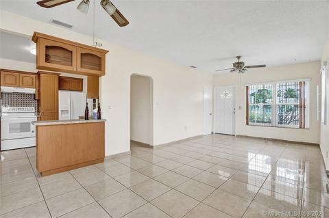 275 E 40th St, Hialeah, FL 33013 photo 29