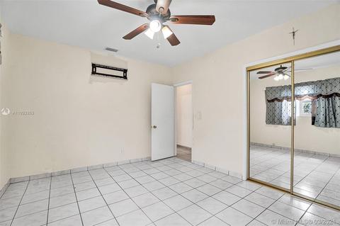 275 E 40th St, Hialeah, FL 33013 photo 20