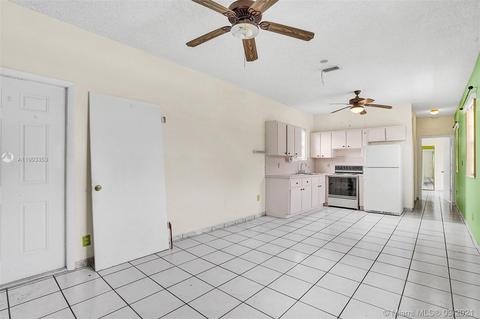 275 E 40th St, Hialeah, FL 33013 photo 44