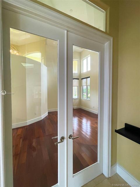3325 Bridle Path Ln, Weston, FL 33331 photo 27