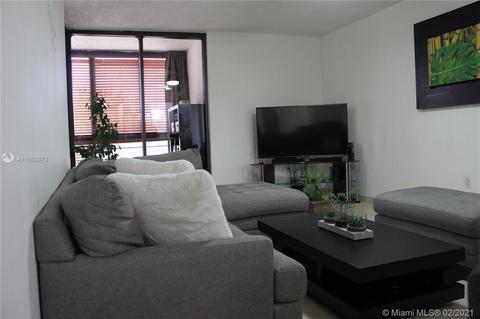 Undisclosed, Hialeah, FL 33015 photo 9
