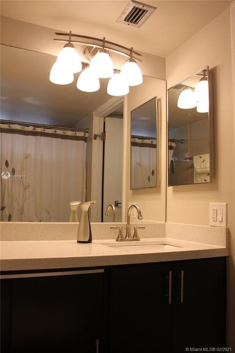 Undisclosed, Hialeah, FL 33015 photo 19