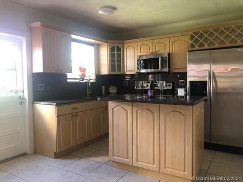 5015 E 1st Ave, Hialeah, FL 33013 photo 5