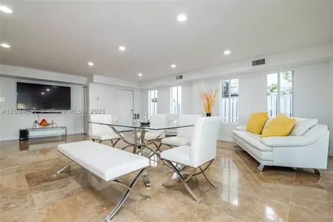 3535 E Fairview St, Miami, FL 33133 photo 12