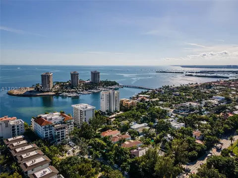 3535 E Fairview St, Miami, FL 33133 photo 86