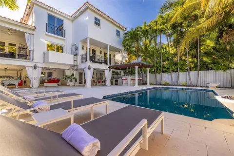 3535 E Fairview St, Miami, FL 33133 photo 72