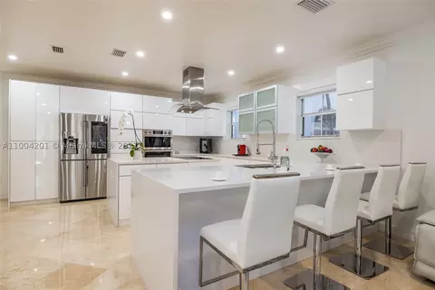 3535 E Fairview St, Miami, FL 33133 photo 18