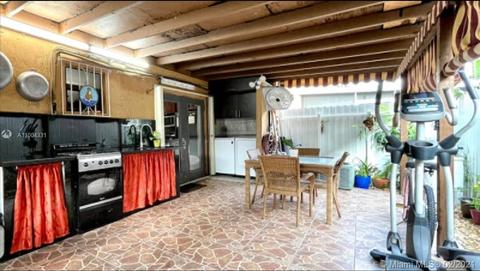 Undisclosed, Hialeah, FL 33016 photo 25