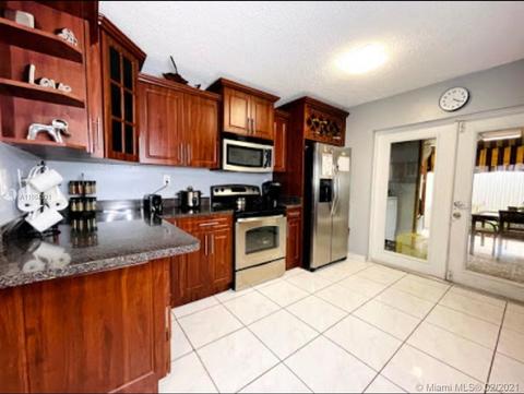 Undisclosed, Hialeah, FL 33016 photo 12