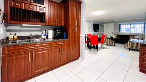 Undisclosed, Hialeah, FL 33016 photo 13