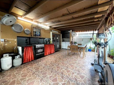 Undisclosed, Hialeah, FL 33016 photo 26