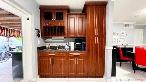 Undisclosed, Hialeah, FL 33016 photo 14