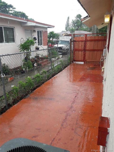 453 E 13th St, Hialeah, FL 33010 photo 2