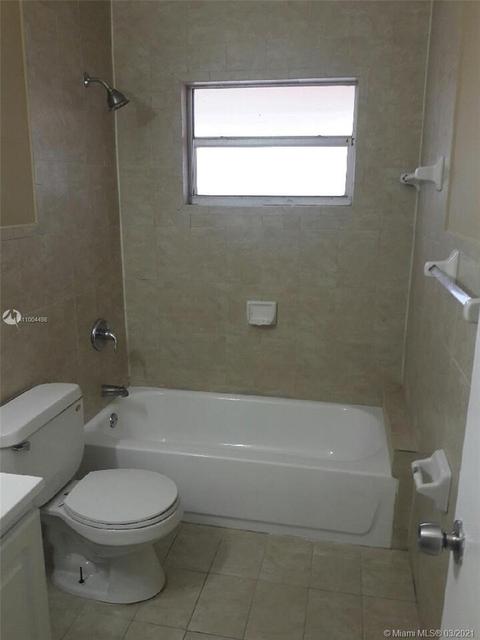 453 E 13th St, Hialeah, FL 33010 photo 5