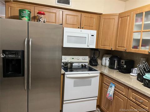 842 E 23rd St, Hialeah, FL 33013 photo 8