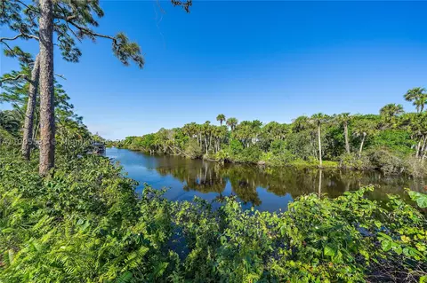 191 SW Willow Lake Trl, Stuart, FL 34997 photo 4