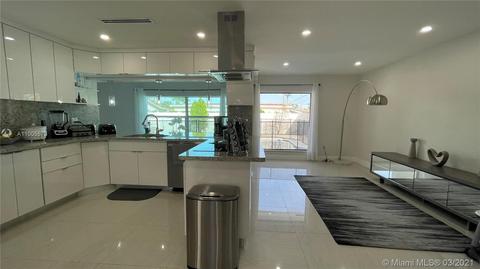 3309 W Lake Pl, Miramar, FL 33023 photo 1