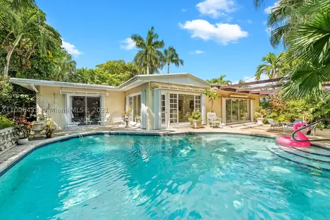 230 Buttonwood Dr, Key Biscayne, FL 33149 photo 1