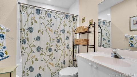297 E 3rd St #102, Hialeah, FL 33010 photo 9