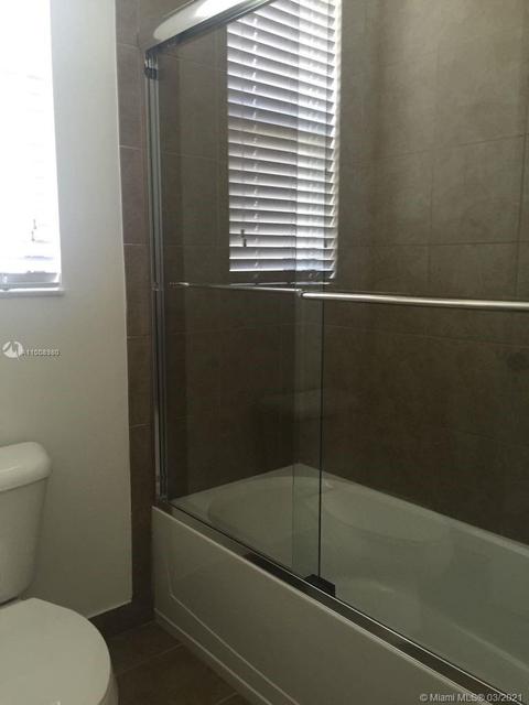 3553 W 96th Pl, Hialeah, FL 33018 photo 14