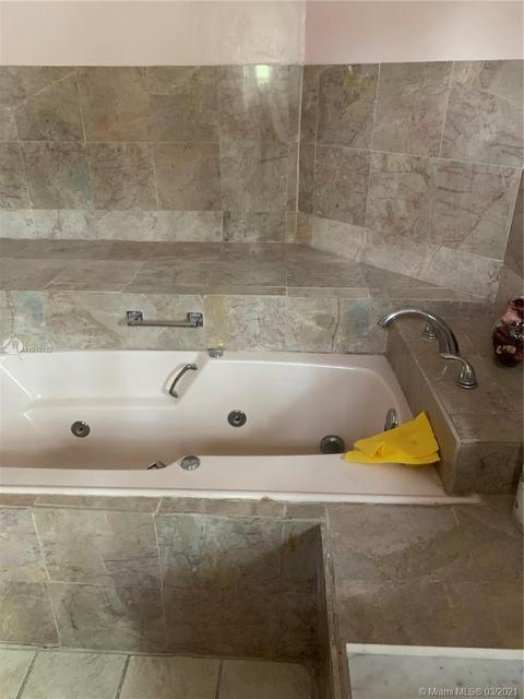 4945 E 8th Ln, Hialeah, FL 33013 photo 3