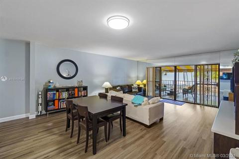 16430 Briar Patch Pl, Miami Lakes, FL 33014 photo 10