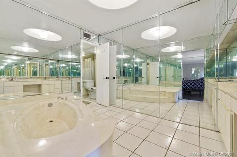 16430 Briar Patch Pl, Miami Lakes, FL 33014 photo 32