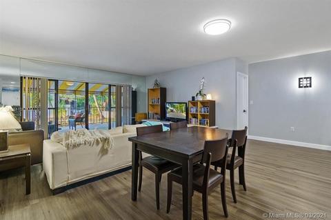 16430 Briar Patch Pl, Miami Lakes, FL 33014 photo 9