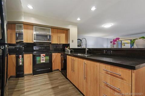 16430 Briar Patch Pl, Miami Lakes, FL 33014 photo 21