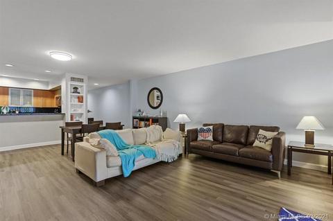 16430 Briar Patch Pl, Miami Lakes, FL 33014 photo 12