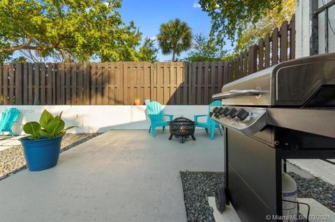16430 Briar Patch Pl, Miami Lakes, FL 33014 photo 45