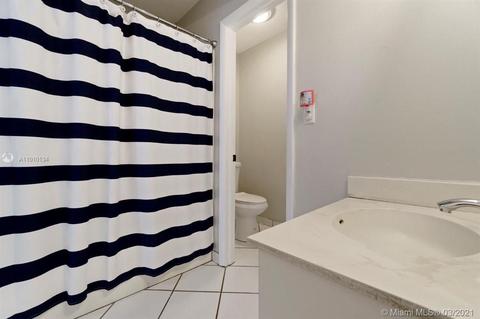16430 Briar Patch Pl, Miami Lakes, FL 33014 photo 26