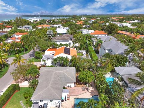 301 Hampton Ln, Key Biscayne, FL 33149 photo 10