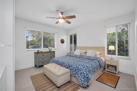301 Hampton Ln, Key Biscayne, FL 33149 photo 11