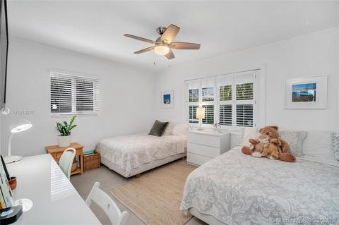 301 Hampton Ln, Key Biscayne, FL 33149 photo 13