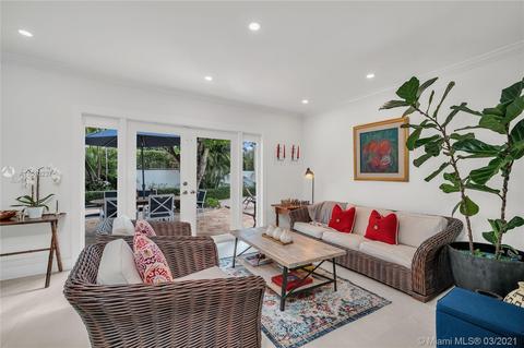 301 Hampton Ln, Key Biscayne, FL 33149 photo 6