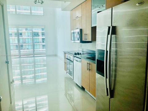 60 SW 13th St #3418, Miami, FL 33130 photo 1