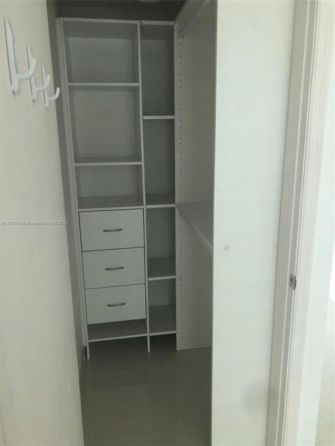 60 SW 13th St #3418, Miami, FL 33130 photo 8