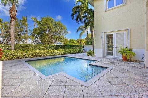 14 Turtle Walk, Key Biscayne, FL 33149 photo 2